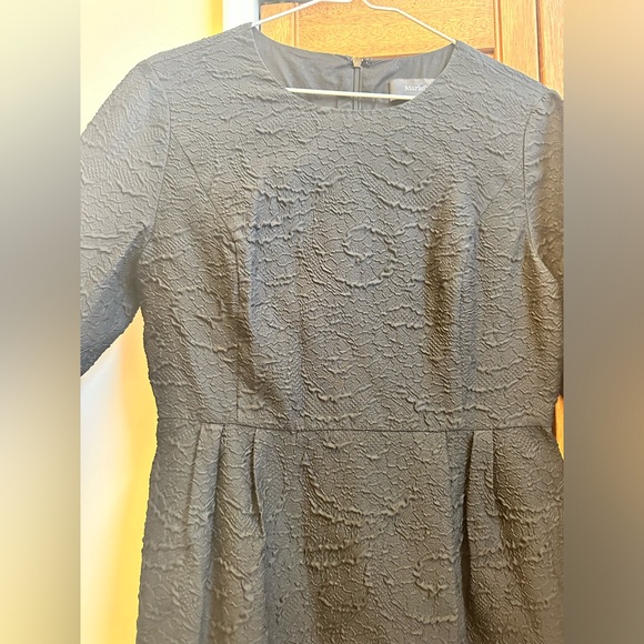 Marisfrolg size 40 (US 8-10) black textured brocade dress - Picture 3 of 8